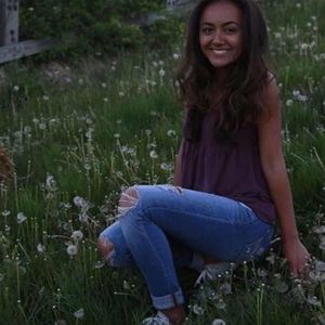 Meet your Posher, Alaina